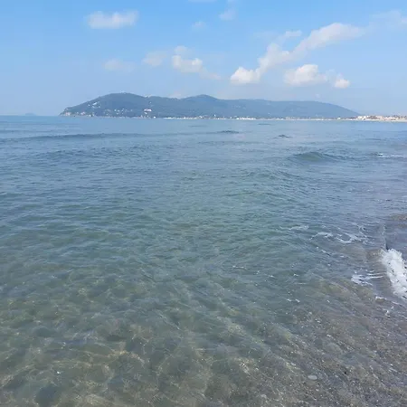 Tra Monti E Mare Via Filippo Turati 17 Bis Appartamento *